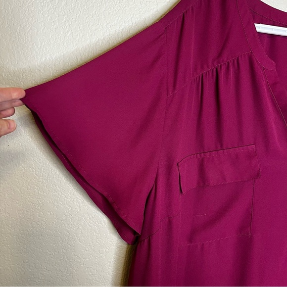 Torrid Harper Berry Color Women's Flutter Sleeve Blouse Size 6 (6X) - Picture 4 of 15